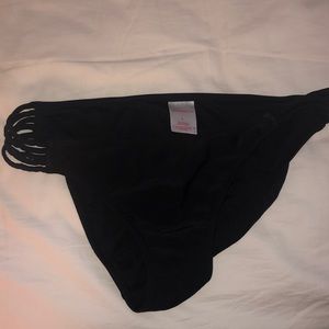 Women’s black Size L bathing suit bottoms